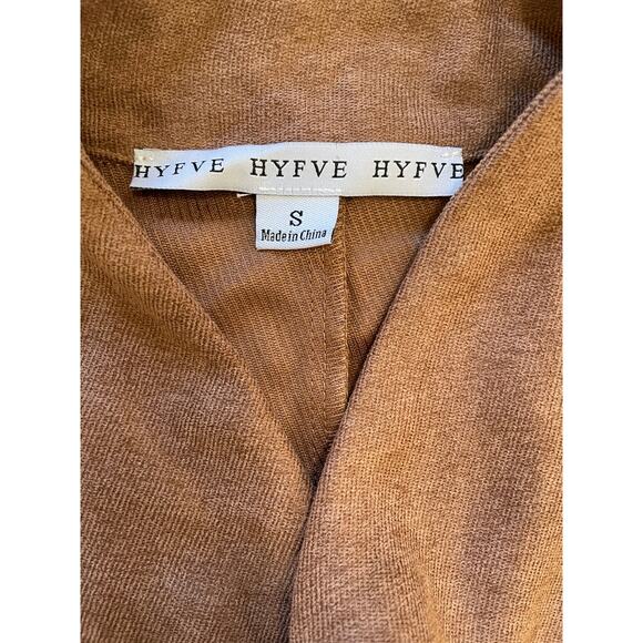 HYFVE NWOT Camel Jacket. Lightweight Knit, suede feel, Unique, Ladies Small - Picture 3 of 6